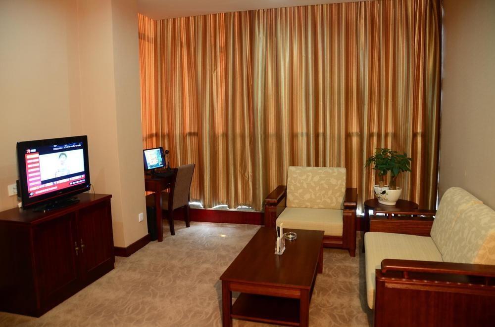 Dubai Holiday Hotel - Ханчжоу Экстерьер фото